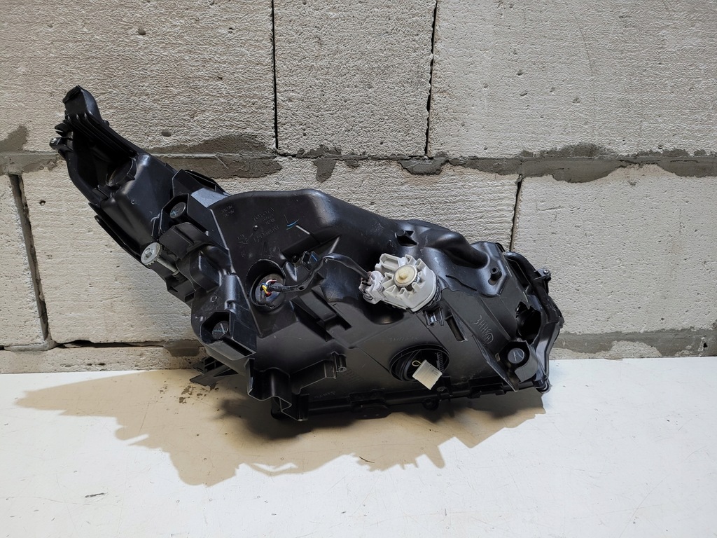 фото №11, Лампа левый перед lexus nx 200t 300h full led