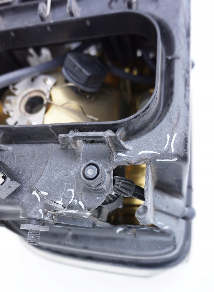 фото №5, Лампа права перед mercedes actros mp2 a9438200261