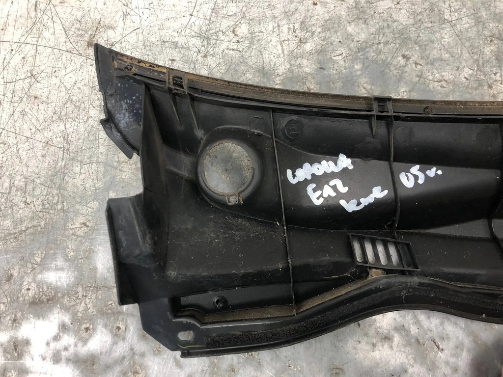 фото №5, Жабо левая toyota corolla e12 55709-1205