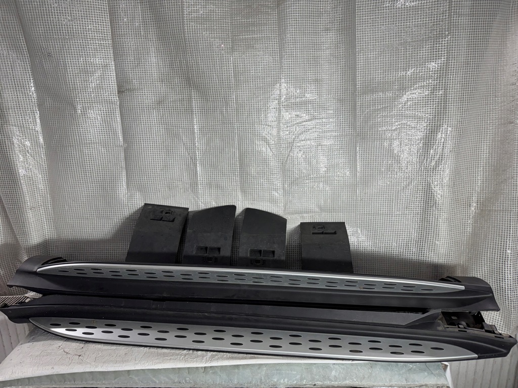 фото №1, Mercedes eqc w293 amg левая накладка порог порог