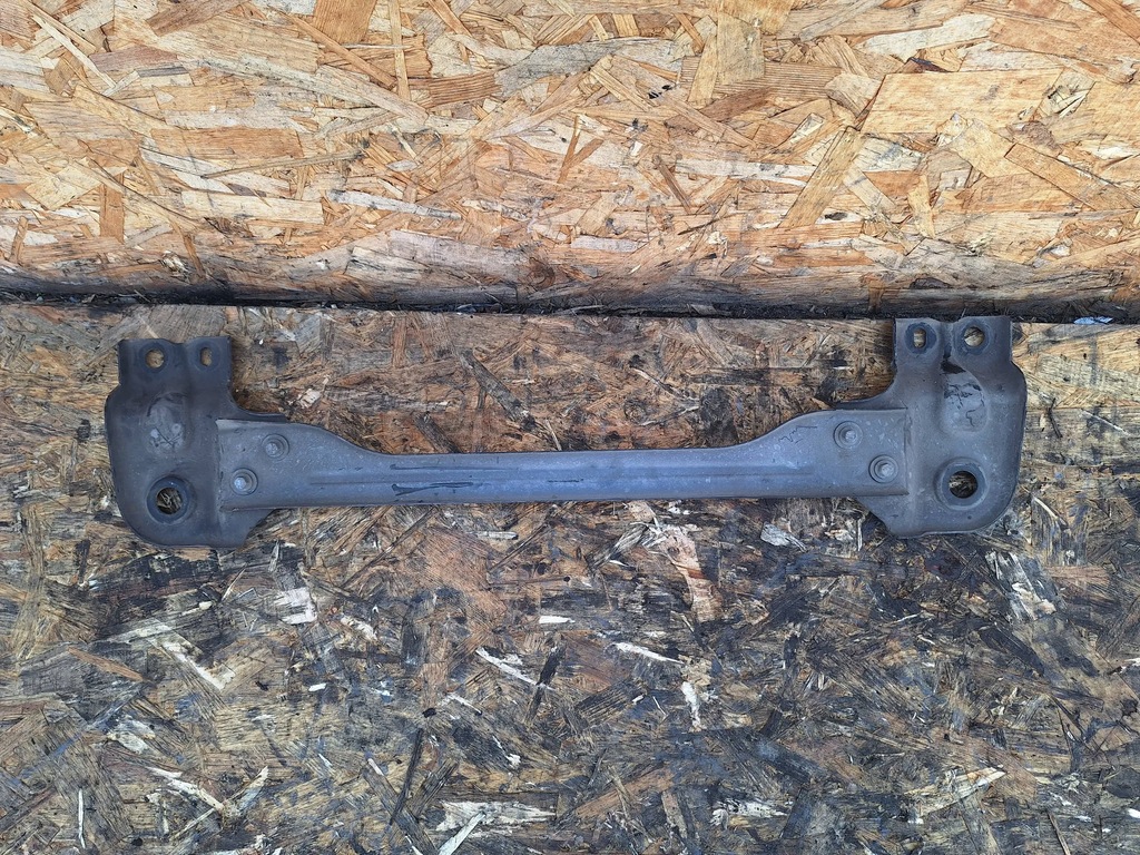 фото №1, Балка кронштейн кронштейн 6g9n-r10684-cc land rover evoque l538