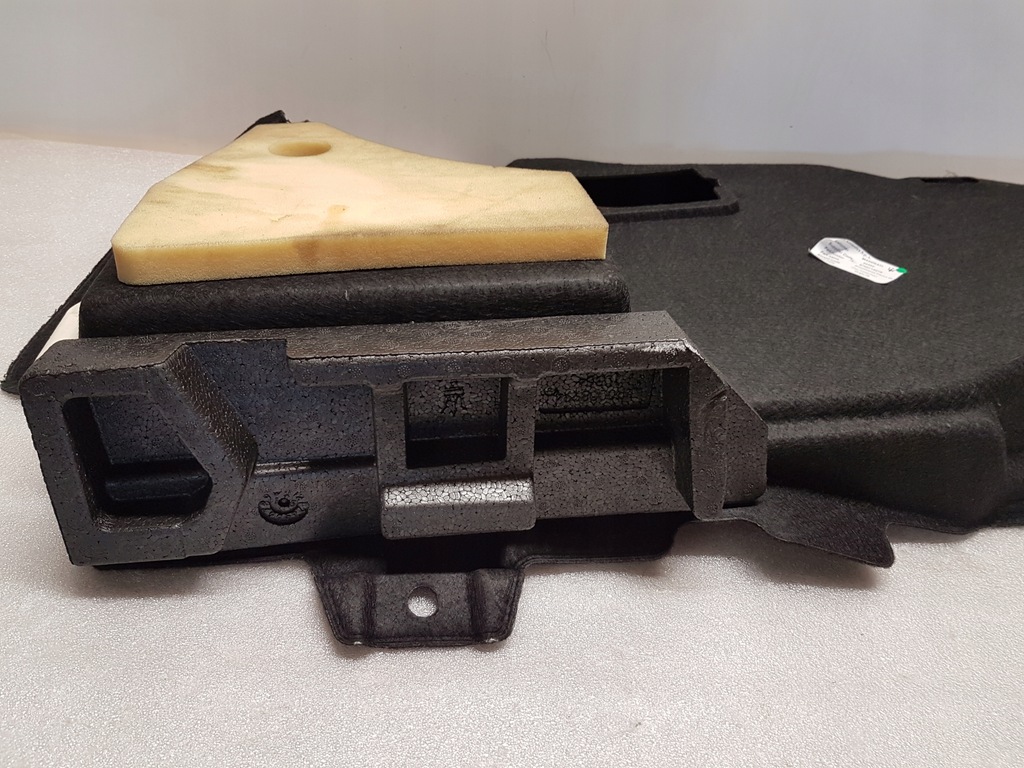 фото №8, Обшивка багажника правий maserati ghibli 6700715270