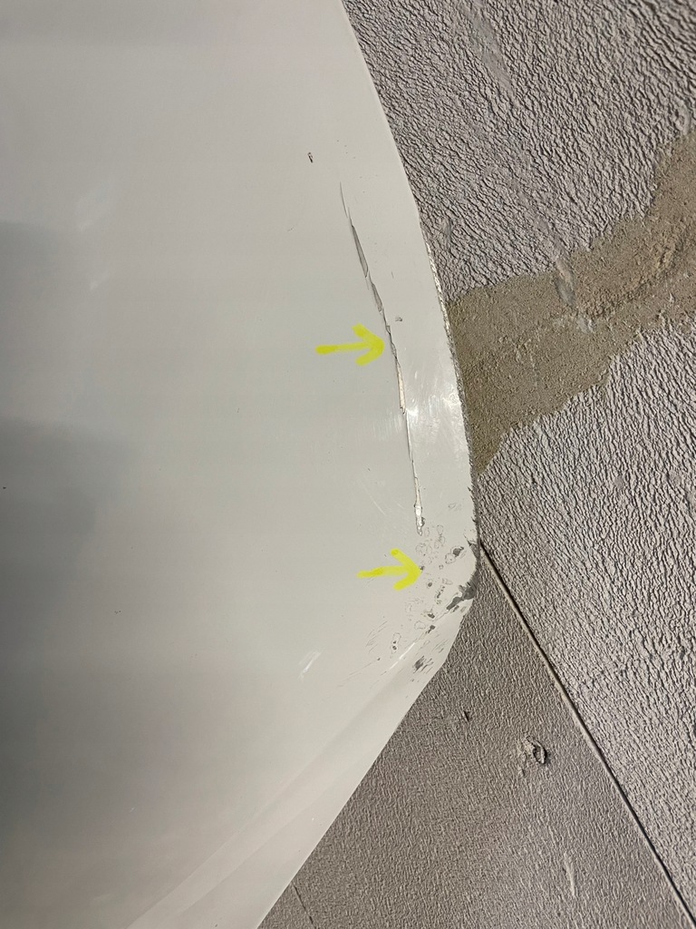 фото №4, Volvo v40 2012- капот крышка двигателя