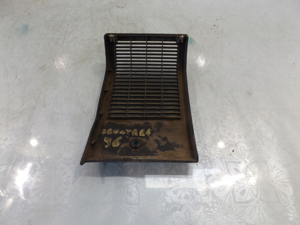 фото №3, Frontera a 3d решітка заглушка