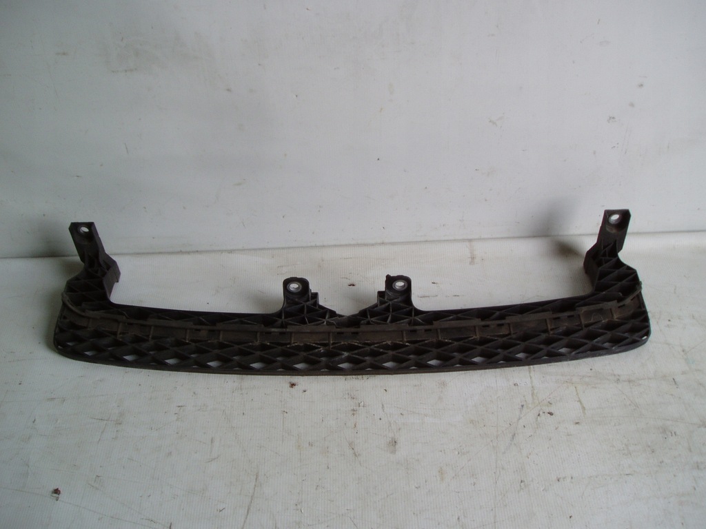 фото №1, Volkswagen оригінальний номер 3aa807571 напрямна кронштейн бампера