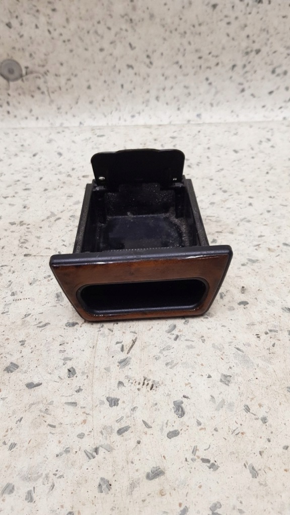 фото №1, Пепельница mitsubishi galant vii