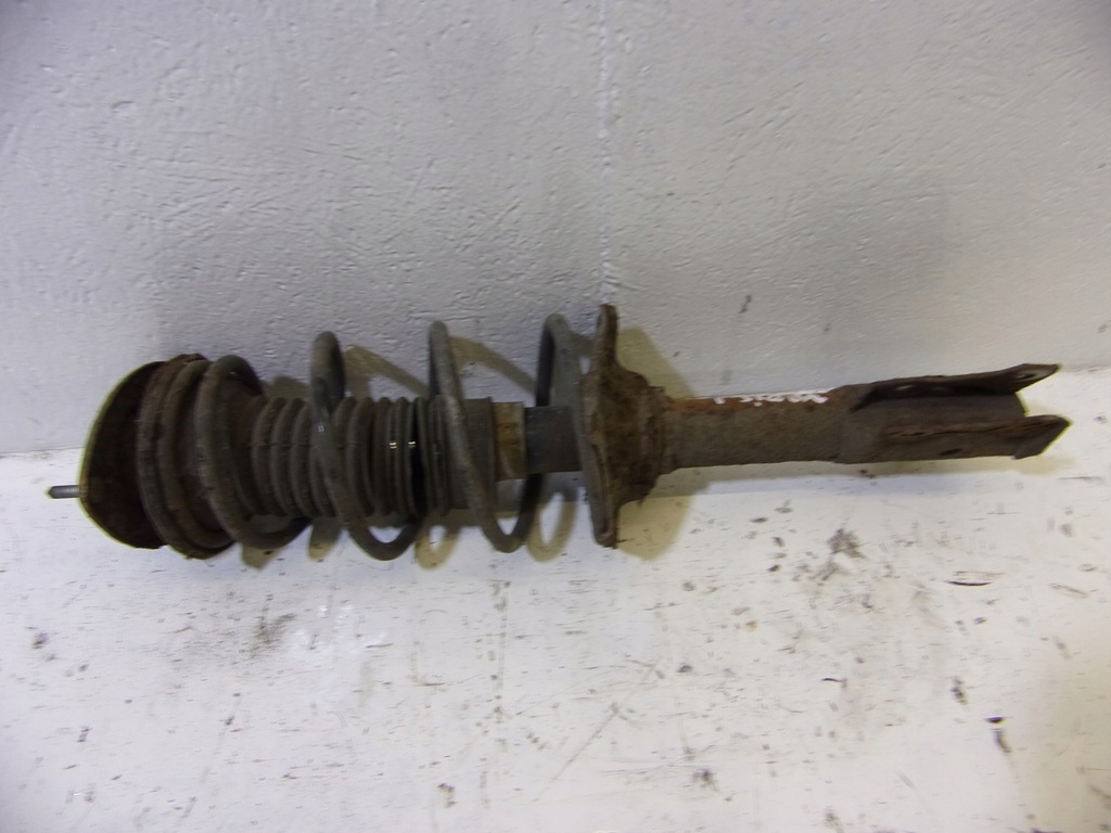 фото №1, Mcperson левый перед передний toyota yaris 1