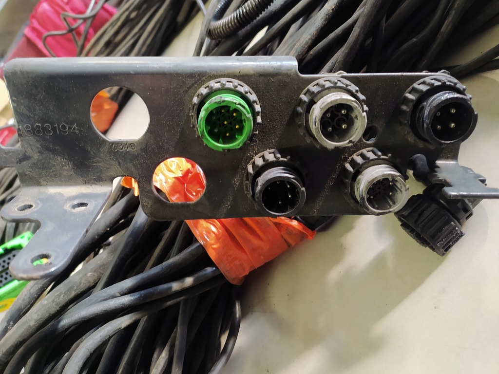 фото №9, Scania r 420 комплектная электропроводка рамы жгут проводка провода разъём