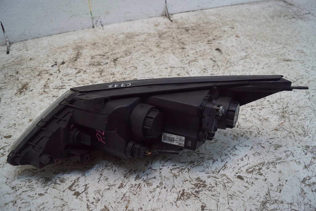 фото №9, Kia sportage iii лампа права перед led uk