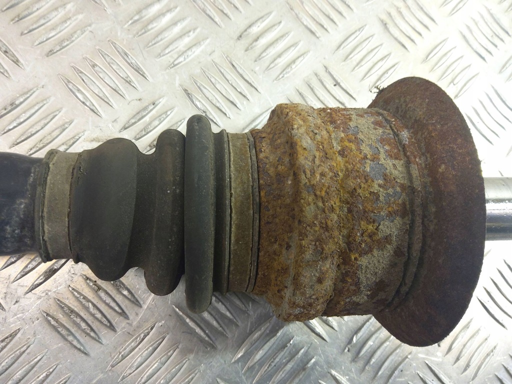 фото №6, Bmw x3 f25 2011 задняя сторона правая приводной вал задняя