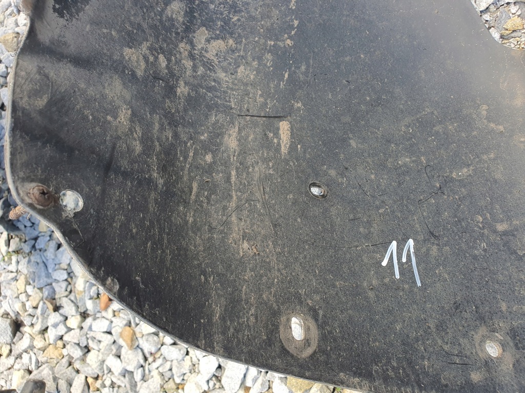 фото №5, Audi a4 b6 b7 exeo подкрылок перед пластиковый lewe!!!11