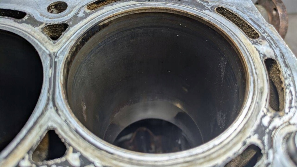 Ford focus mk2 c-max 1 1.6 16v hwda hwdb блок низ  двигуна 4m5g6015ka Ціна