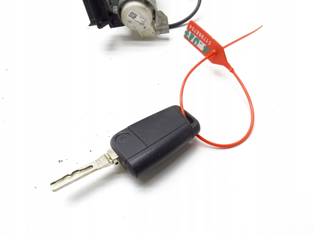 фото №7, Замок зажигания ключ golf vii octavia iii superb iii 5q0905865a 5e0959752d