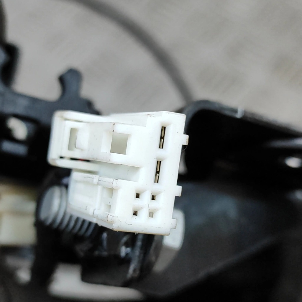 фото №5, Bmw 3 gt f34 2013 замок крышки задний / багажника