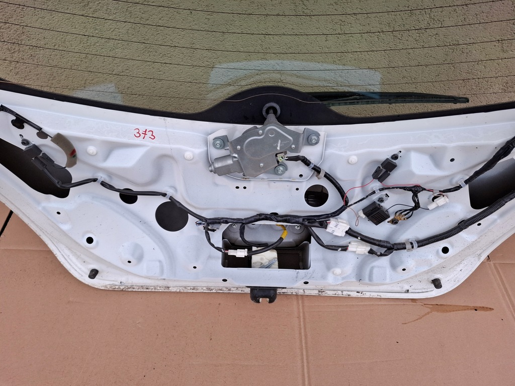 фото №14, Крышка багажника багажника nissan leaf i камера оригинал