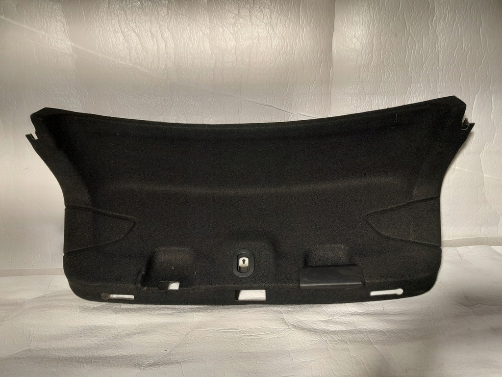 фото №1, Audi a4 b9 обивка крышки багажника 8w5867975b