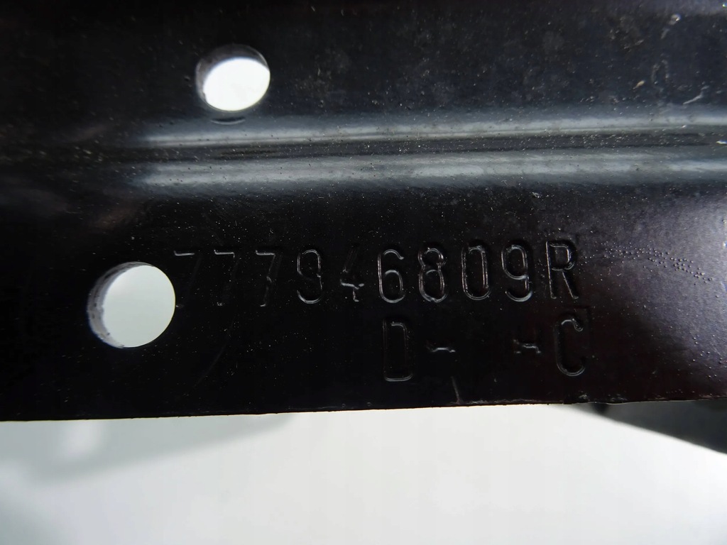 фото №3, Renault master iii ролик двері верхній 777946809r