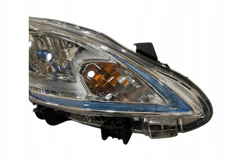 фото №11, Лампа правая передняя nissan nv200 фургон/универсал 260104ea1a 0.0l 2013