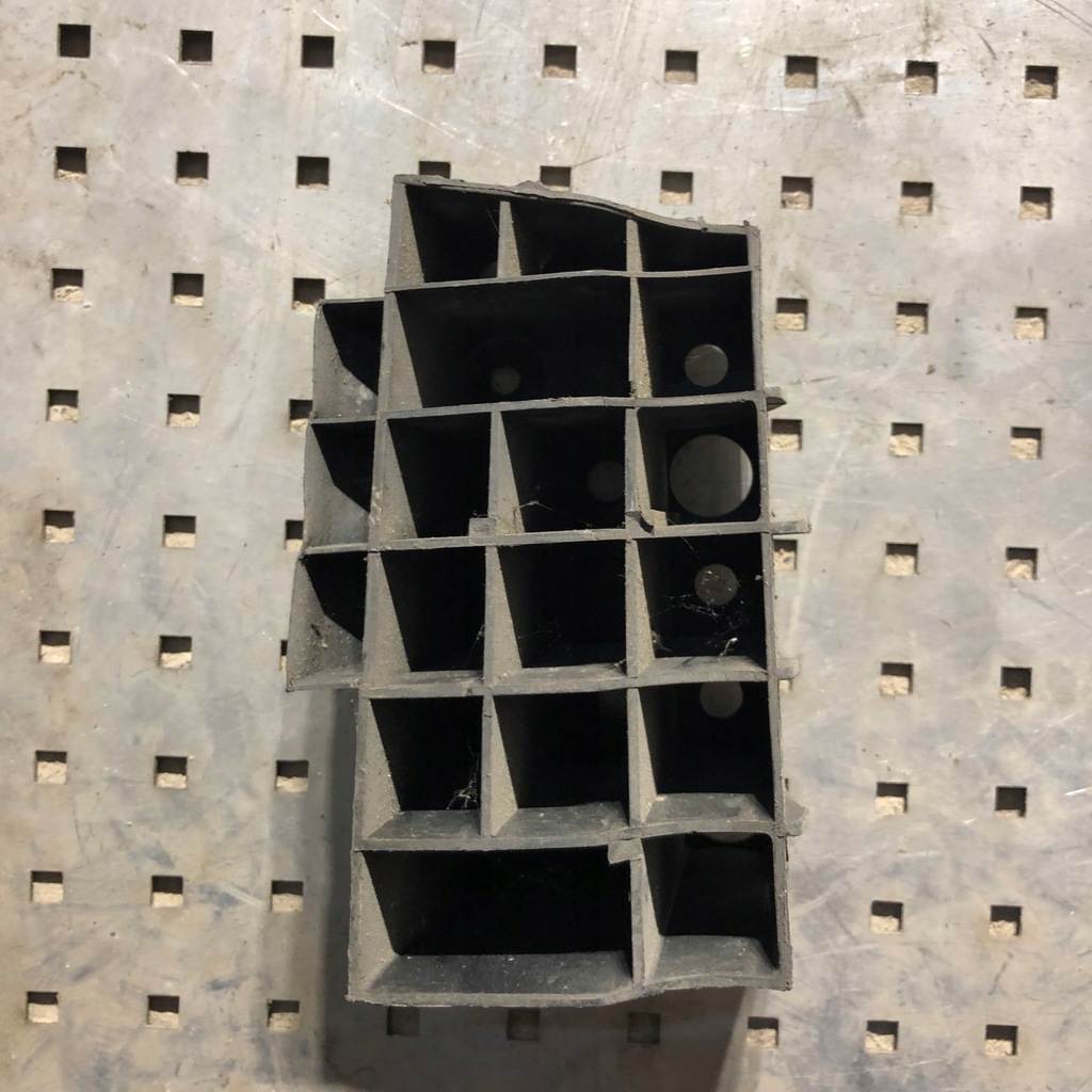 фото №1, Кронштейн бампера передний master ii 7700350112