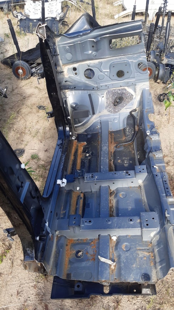 фото №2, Передняя левая четверть порог renault kadjar