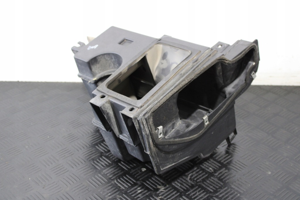 фото №1, Резонатор впуск воздуха opel gt 15940155