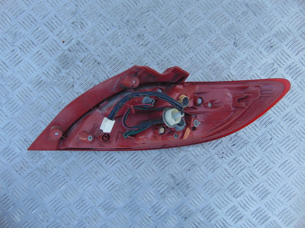 фото №5, Mazda2 mazda 2 лампа задняя правая 2008-