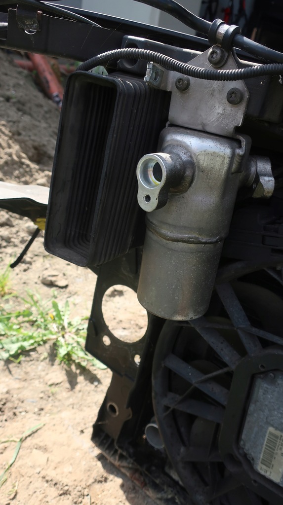 фото №5, Pas передний усилитель радиатор audi a8 d3 4.2tdi