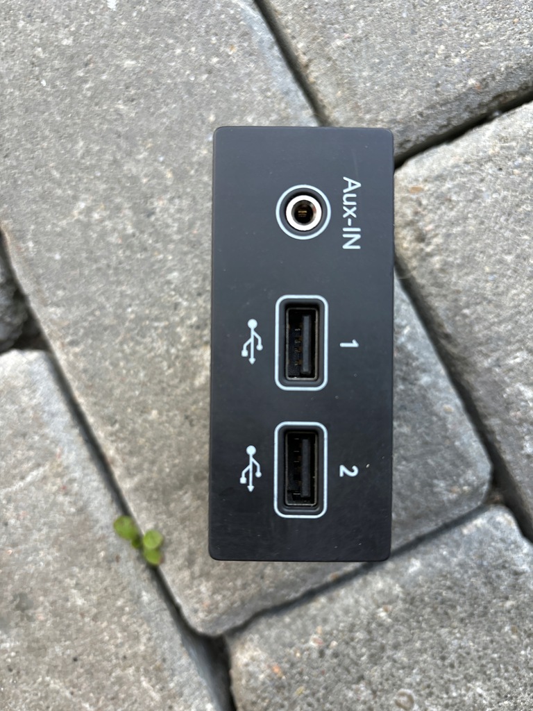 фото №1, Разъём port вход aux usb renault zoe ii 280231553r 2019-2024