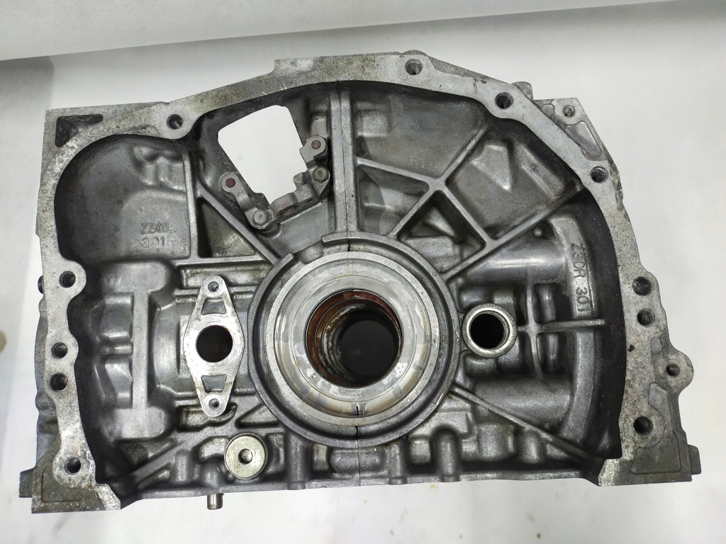 Subaru legacy outback 3.0 h6 блок двигателя ez30 Цена