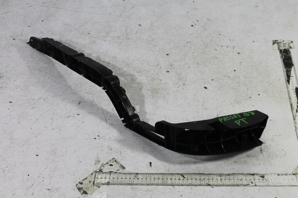 фото №6, Напрямна бампера правий задня 3ae807394 vw passat b7