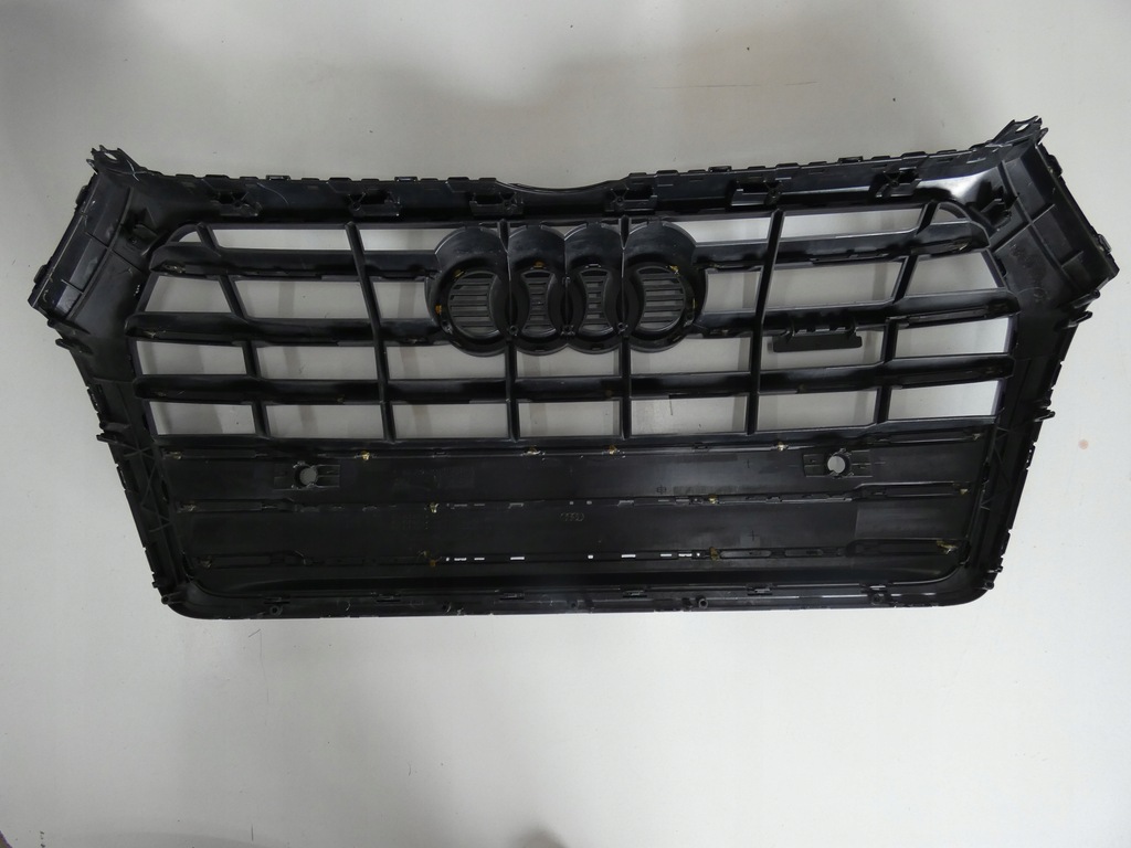 фото №5, Решётка радиатора, решётка радиатора audi q-5 80a shadowline