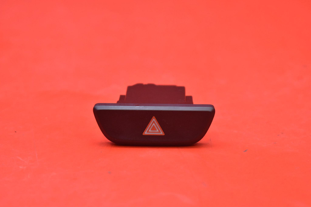 фото №1, Выключатель света аварийных 15d509 toyota yaris cross 20-