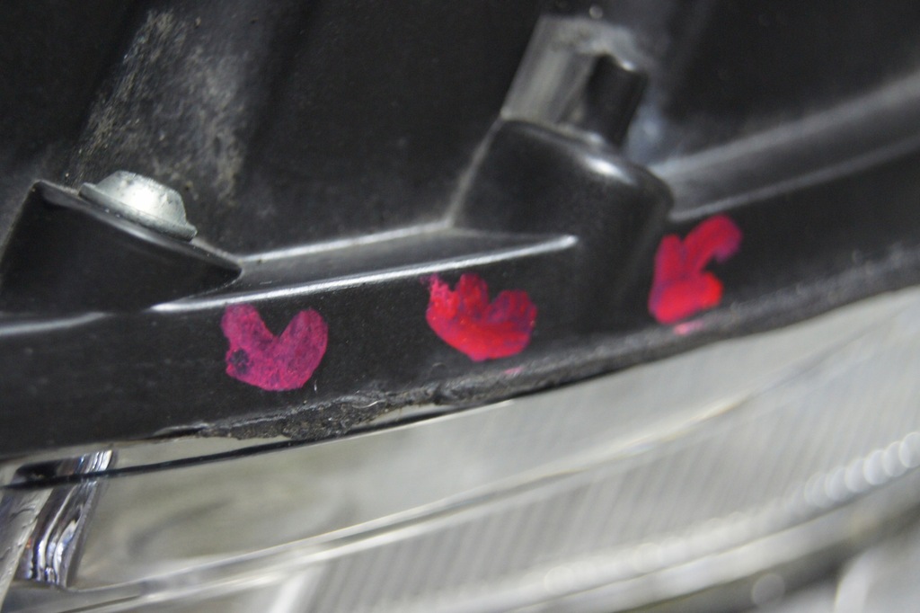 фото №15, Лампа передняя правая dacia duster 260100067r