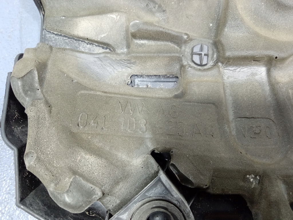 фото №6, Skoda scala 1.6 tdi защита крышка двигателя верхний 04l103925an