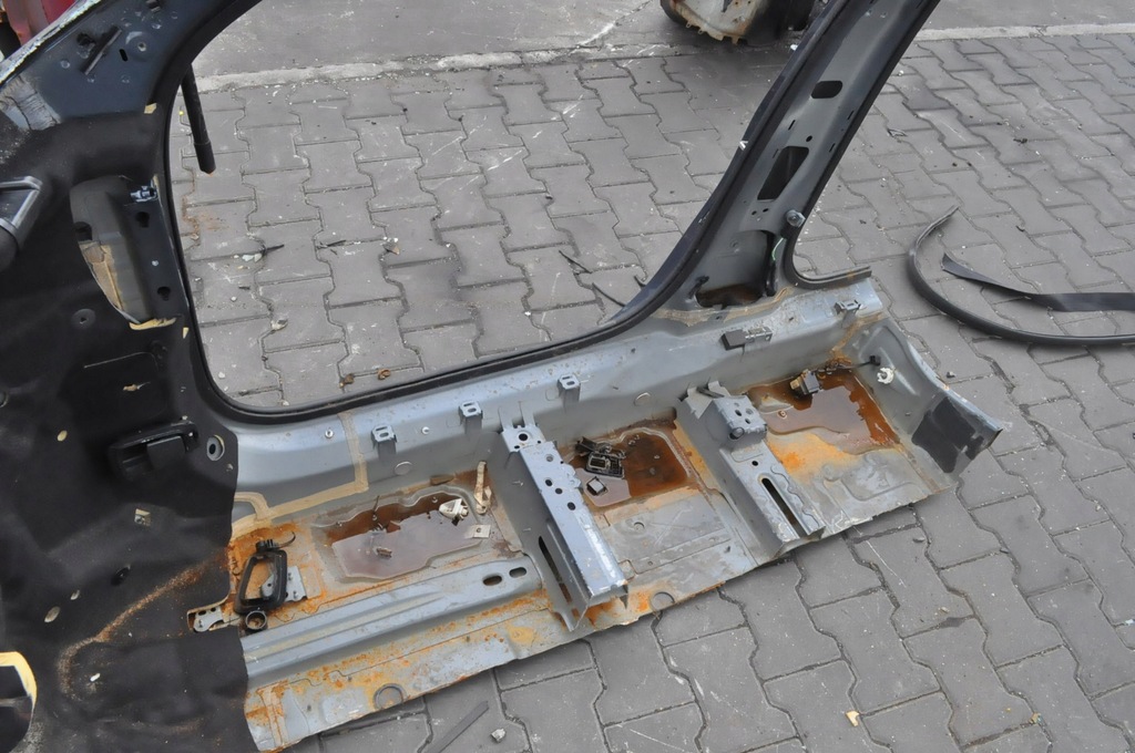 фото №8, Volvo xc60 ii 17-24 блок двигателя a b порог правый