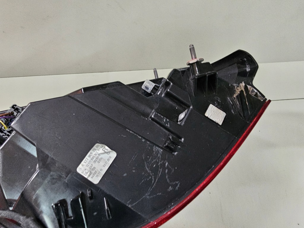 Лампа правий задній задня права mercedes a-klasa w177 a177 v177 led sedan eu Ціна