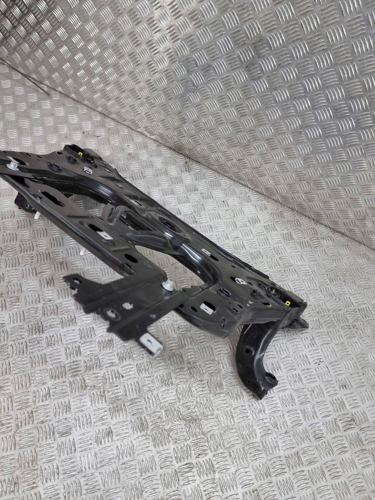 Mercedes-benz eqa 2023 рама допоміжна передня Недорого