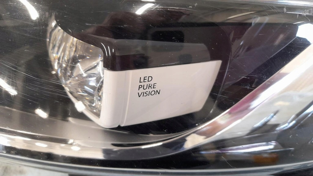 фото №7, Лампа передняя левая renault koleos ii full led 260604608r