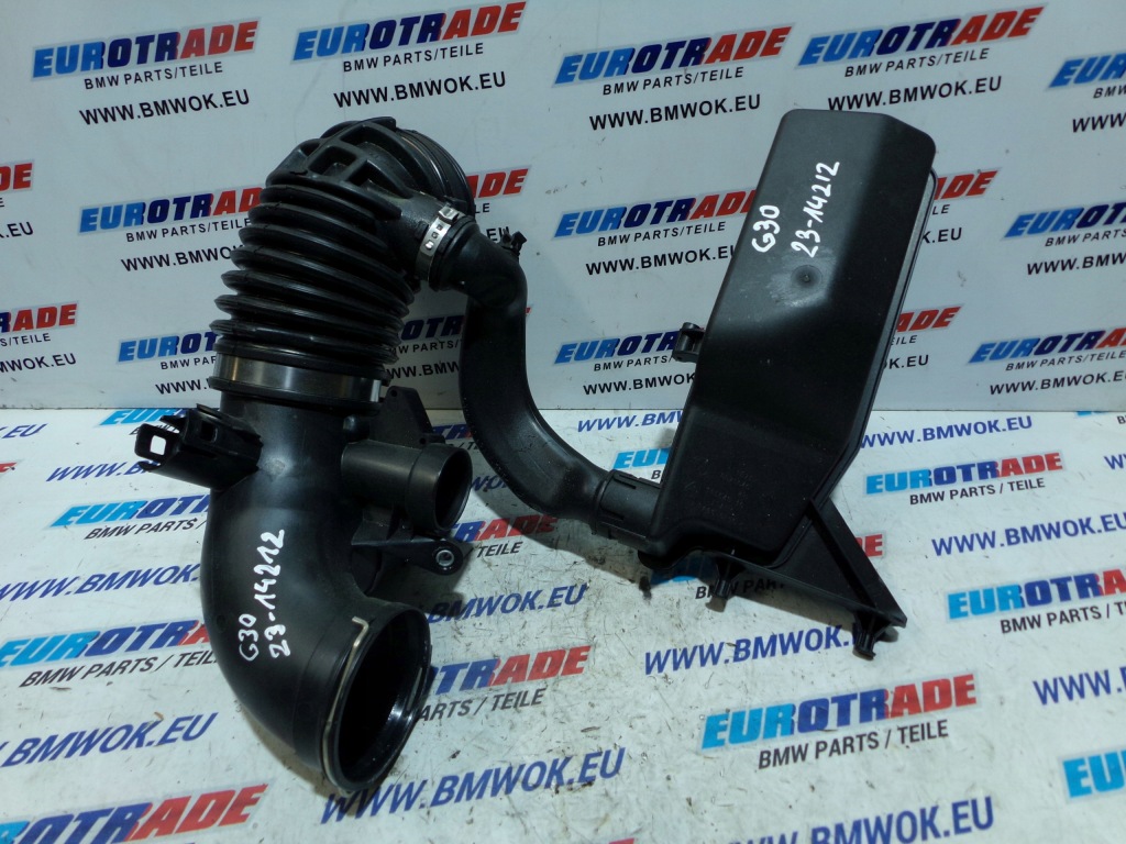 фото №1, Bmw g05 g06 g07 g11 g30 g32 b57 резонатор труба повітря 8575040