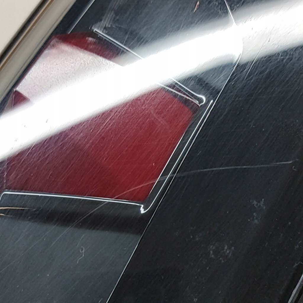 фото №6, Peugeot 2008 ii 2021 правая сторона лампы задний крышки багажника