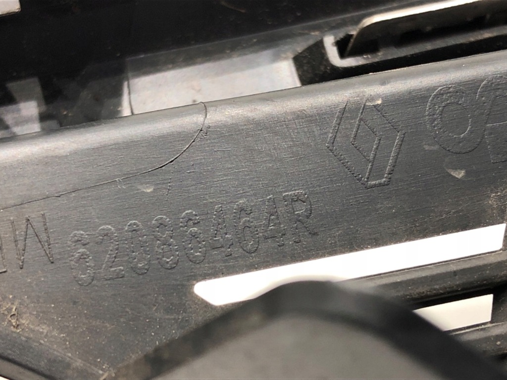 фото №4, Решітка протитуманної фари права renault grand scenic iv 62086464r minivan захист