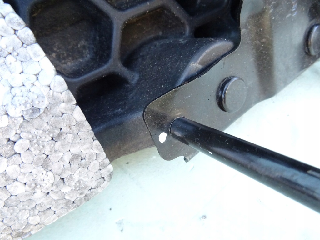 фото №9, Балка бампер задняя hyundai staria 86631-cg000