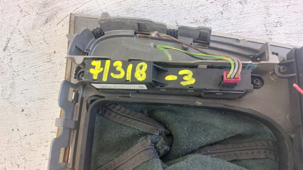 фото №8, Mercedes w211 рамка перемикання передач 2118212958