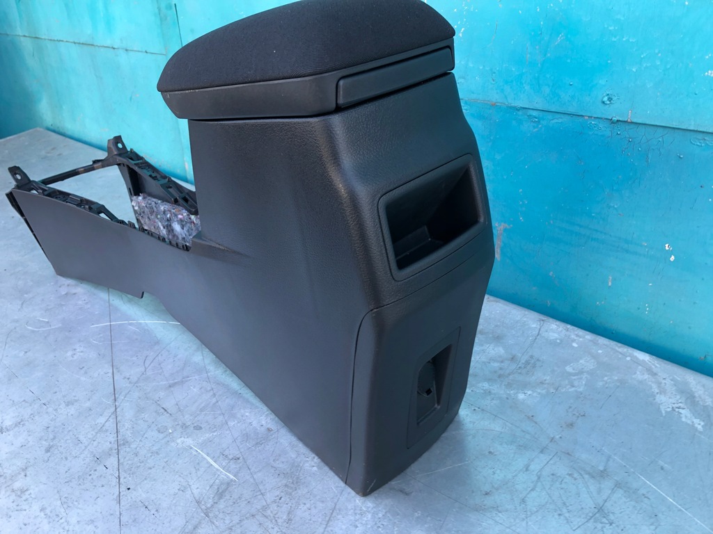 фото №4, Toyota auris ii тунель середній підлокітник