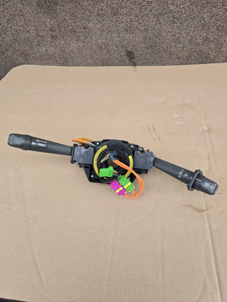 фото №1, Переключатель света поворотники оригинал volvo v70 ii