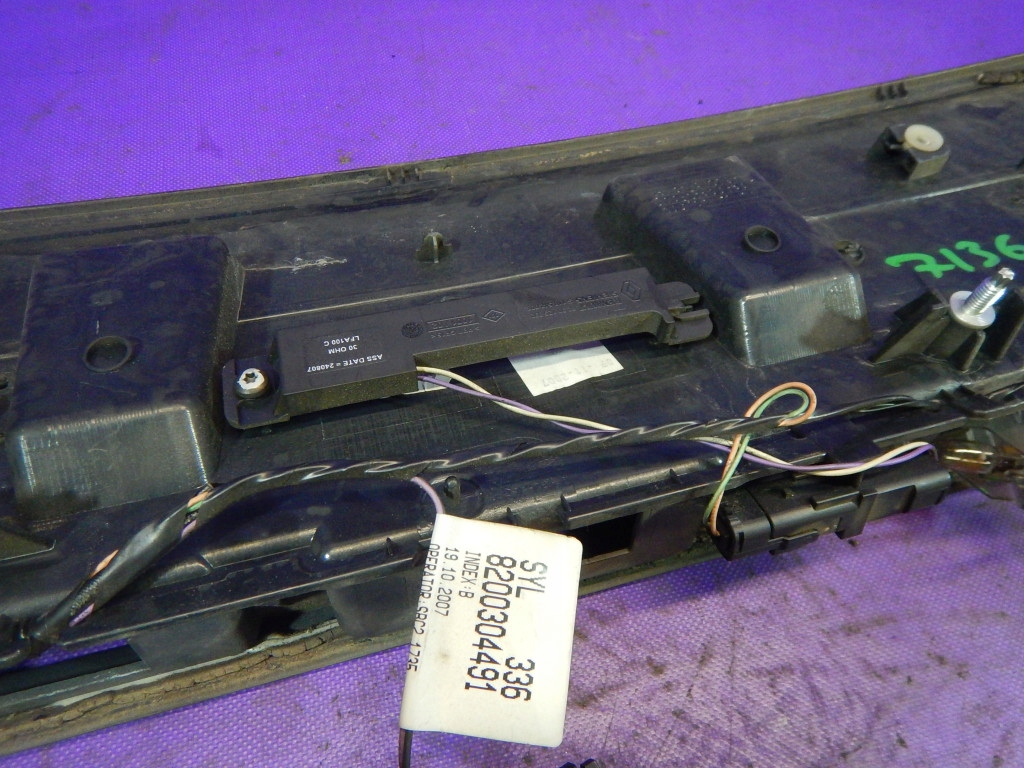 фото №6, Renault scenic ii 06-10 накладка мікровимикач задній кришки teb66