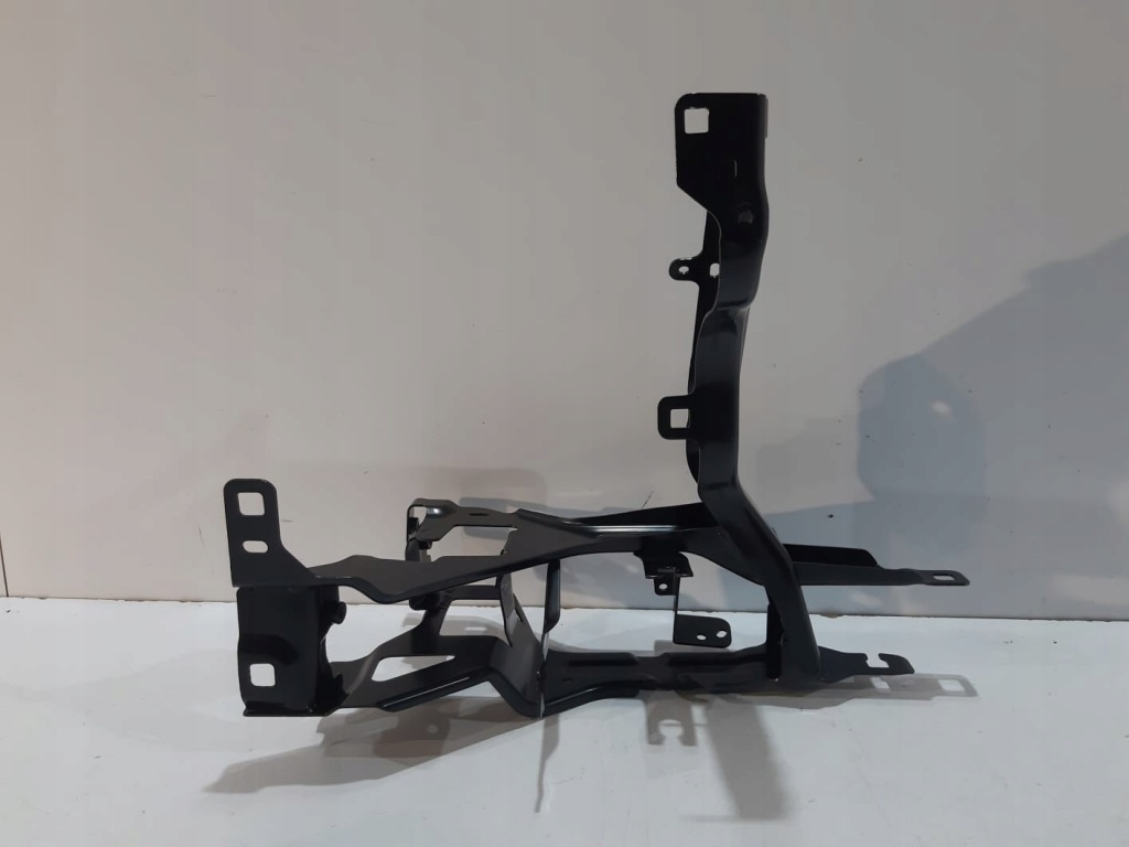 фото №1, Bmw x5 g05 x6 g06 - кронштейн лампи панель фари r 13290