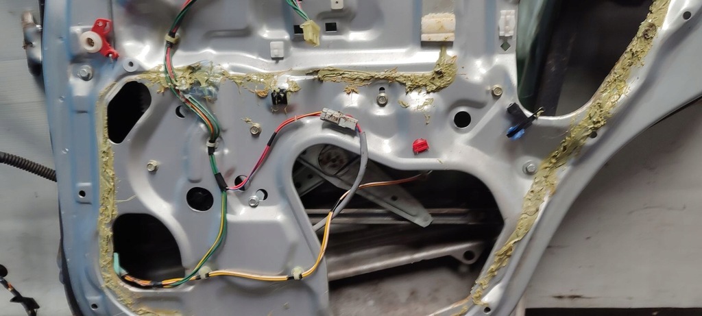 фото №8, Двері задня задні праве rover 45 lift sedan mbb