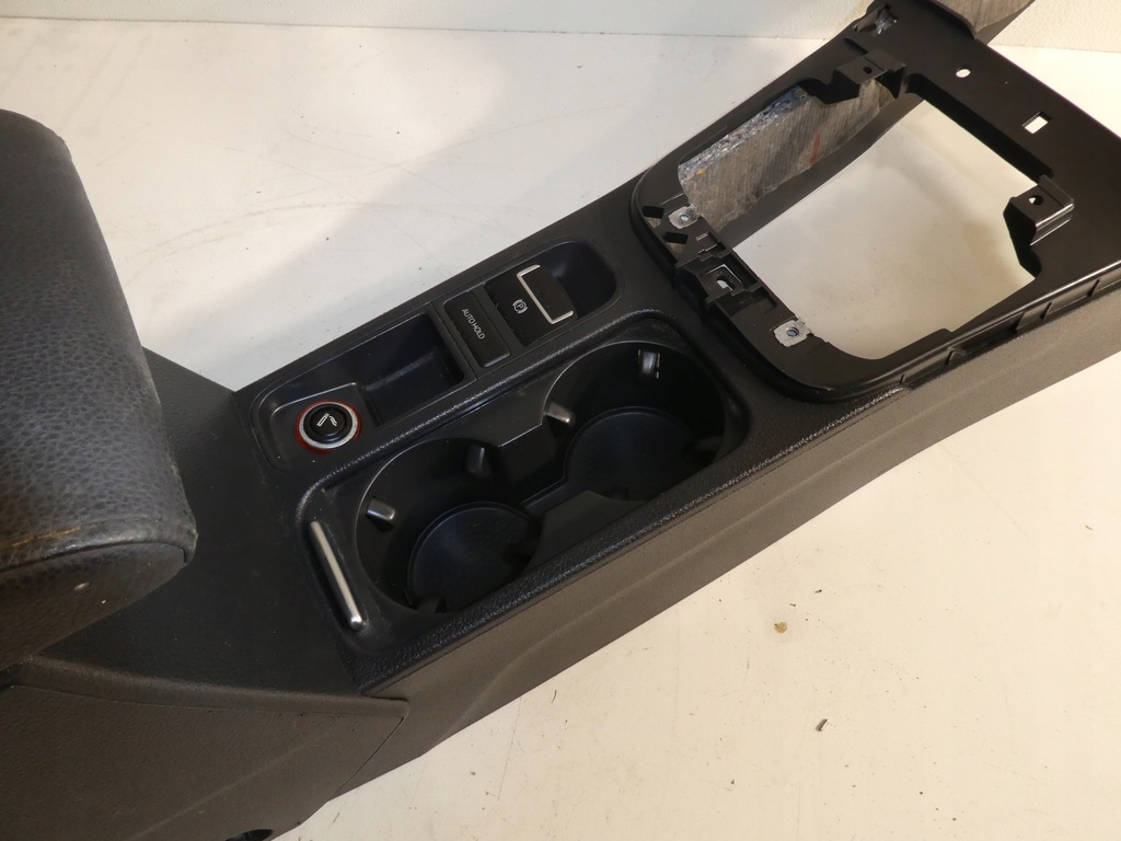 фото №7, Туннель подлокотник vw sharan alhambra 7n0864251