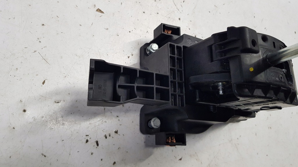 Куліса куліса  передач opel astra k 13381370 в Україні